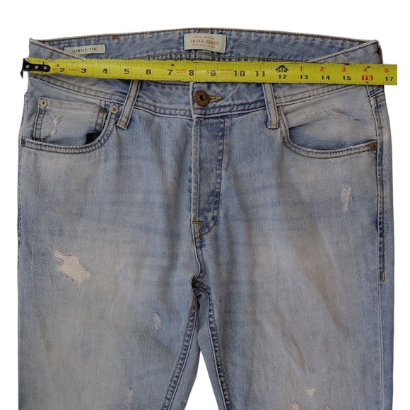 Jack & Jones Men's Faded Blue Slim Fit Jeans - Picture 2 of 8